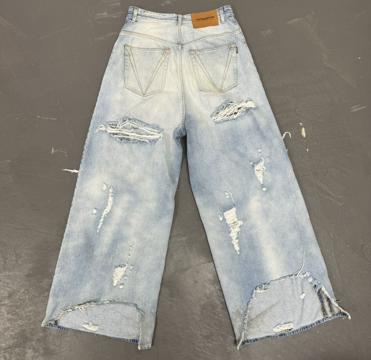Designer × Vetements Vetements Distressed Flare Denum Size US 31 - 3 Thumbnail
