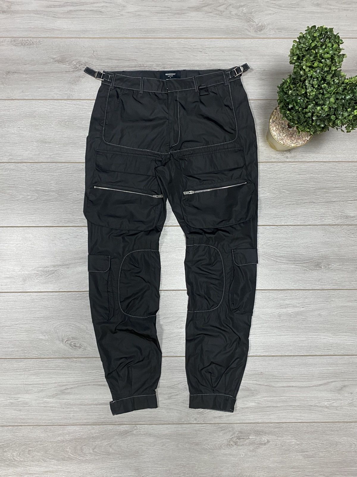 Represent Clo. Represent Cargo Pants M nylon Size US 32 / EU 48 - 1 Thumbnail