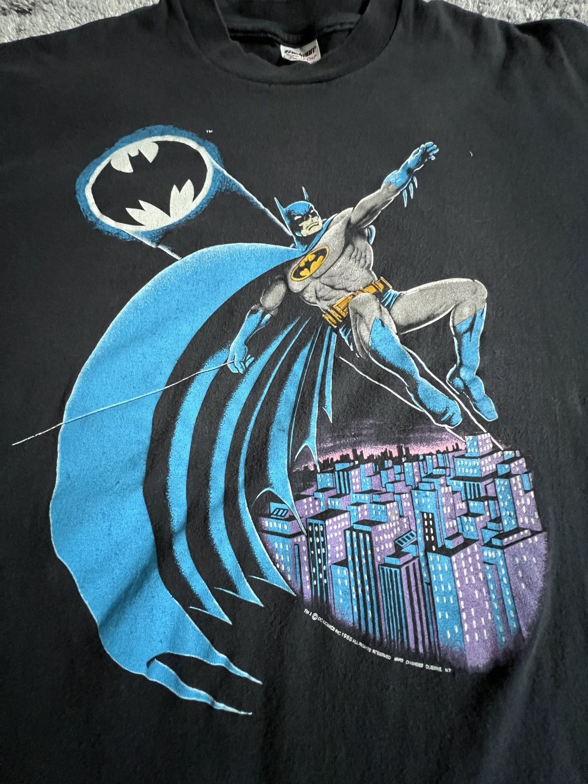 Vintage Vintage Batman DC comic promo t shirt Size US XL / EU 56 / 4 - 1 Thumbnail