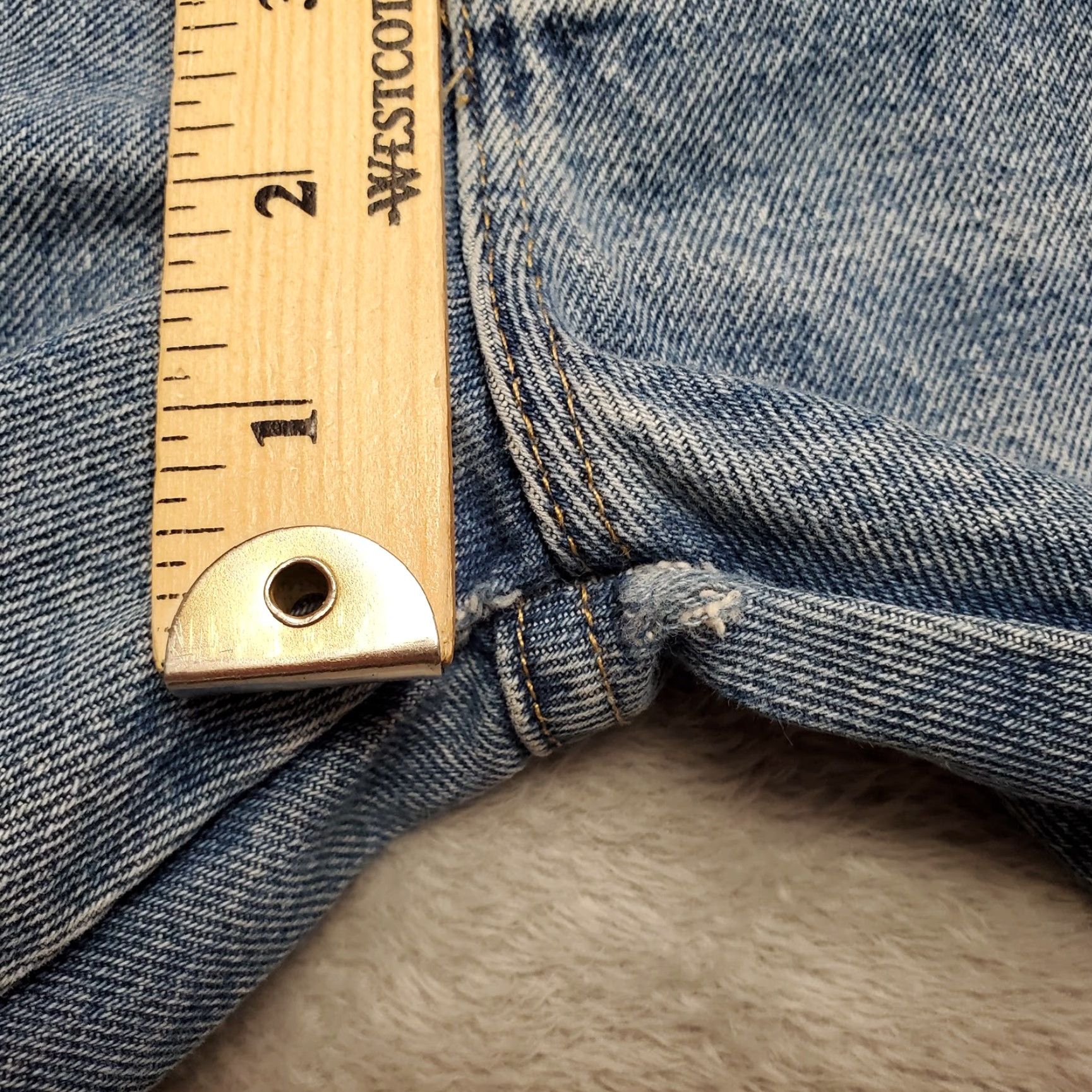 Wrangler Wrangler Shorts Men 34x8 Blue Denim Faded Grunge 100% Cotton Casual Jorts Size US 34 / EU 50 - 6 Thumbnail