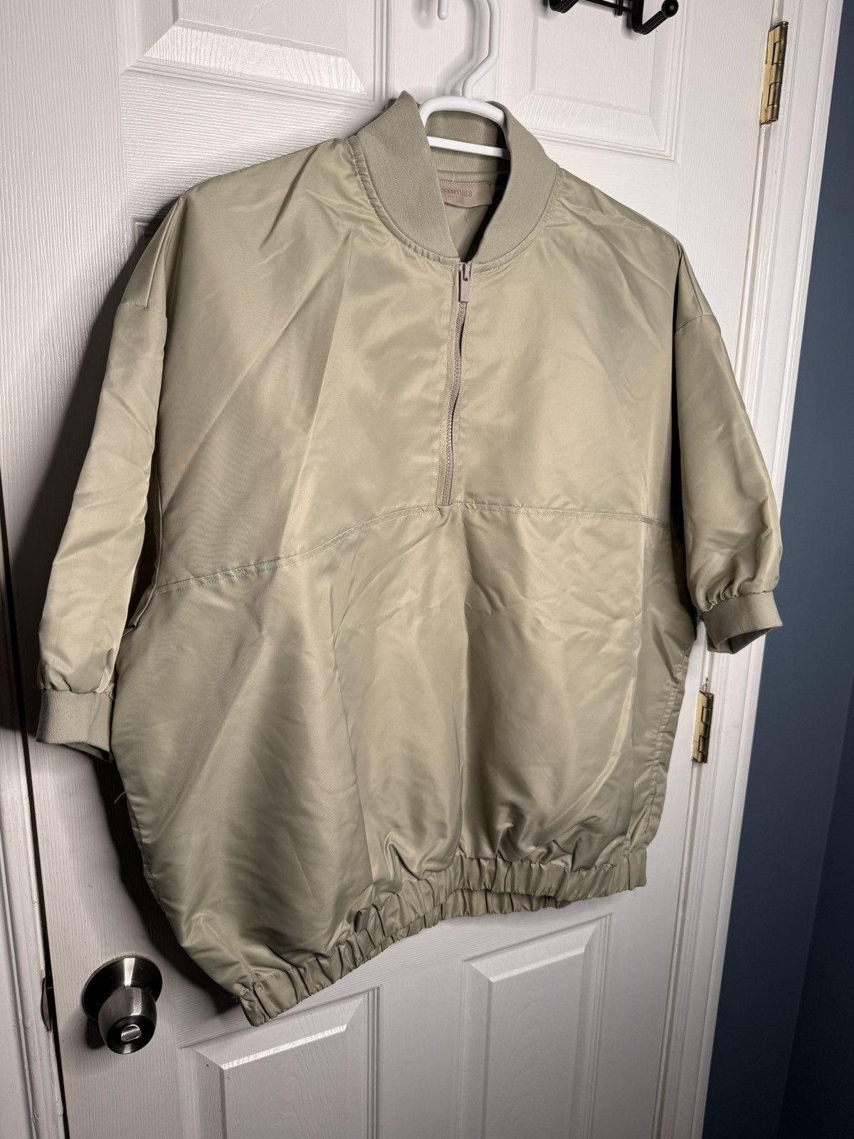 Fear of God Fear of God ESSENTIALS Nylon 1/4 Zip Size US XL / EU 56 / 4 - 6 Thumbnail