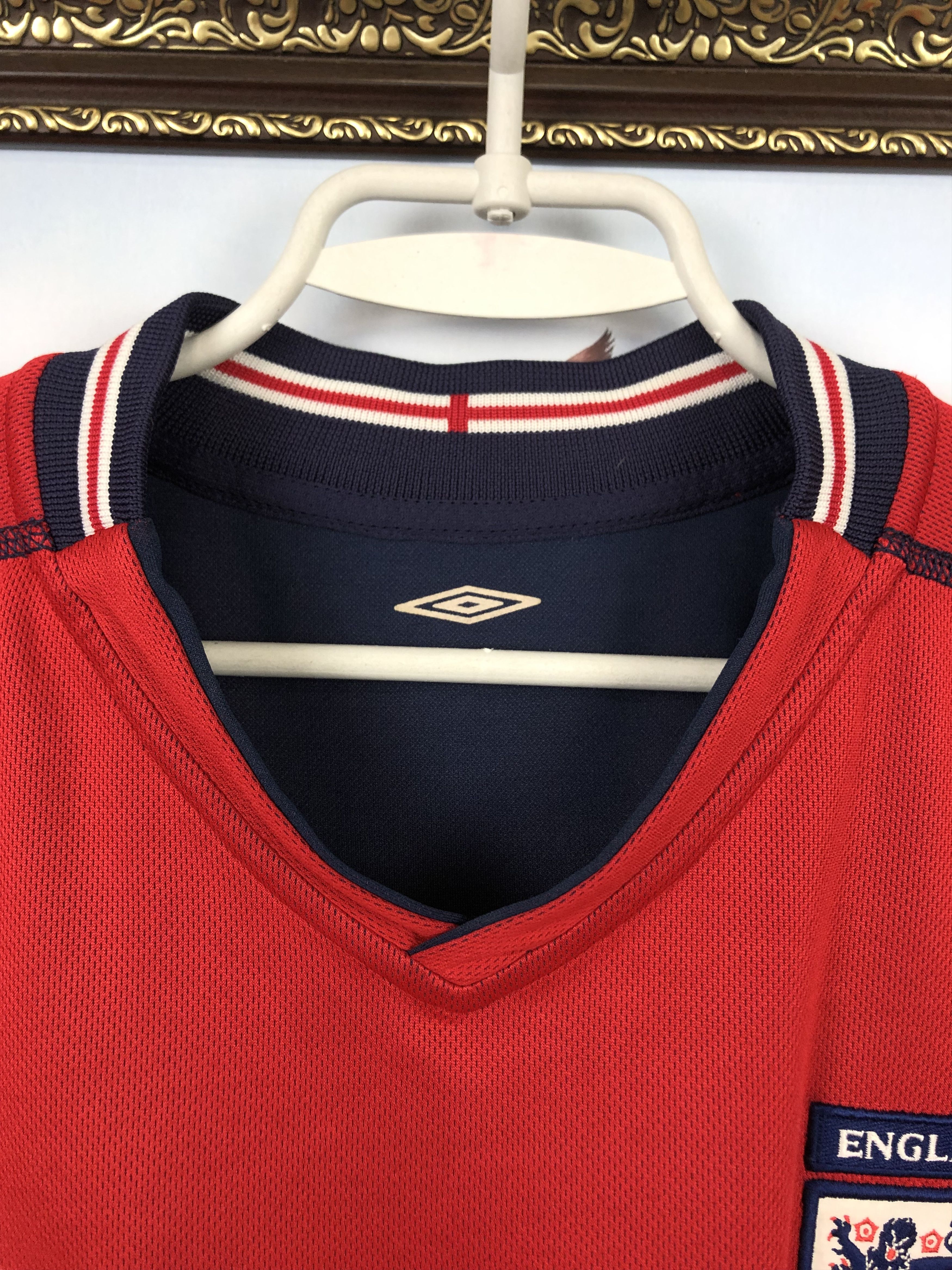 Umbro × Vintage England football shirt 2002 Reversible Long Sleeve Jersey Size US L / EU 52-54 / 3 - 10 Thumbnail