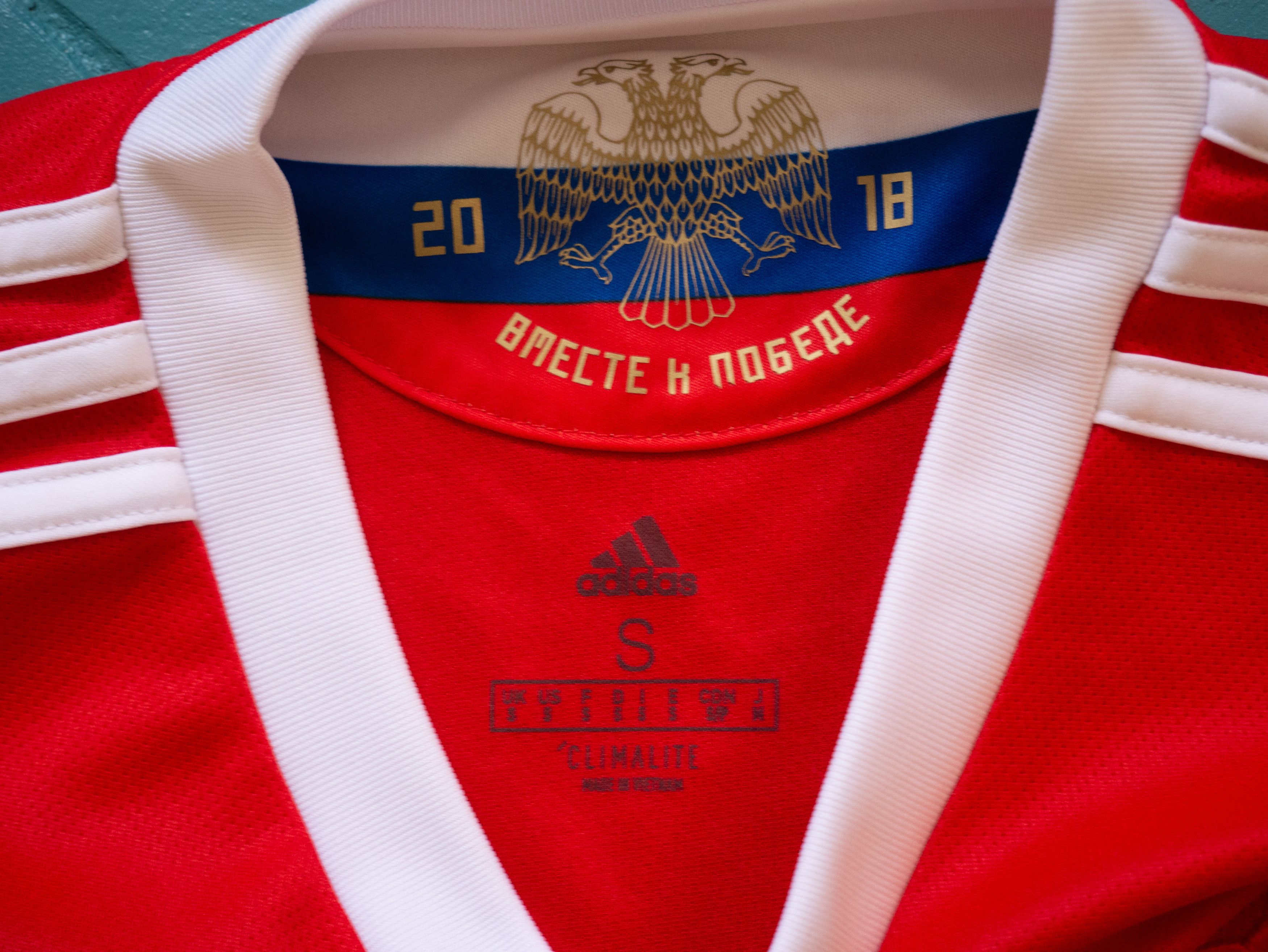 Adidas Adidas x Russian National Soccer Team 2018 World Cup Jersey Size US S / EU 44-46 / 1 - 4 Thumbnail