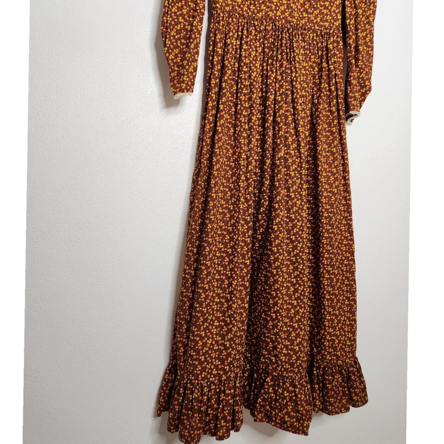 Vintage VINTAGE Handmade 70s Dress Prairie Renaissance Peasant Lace Flowers Groovy Size S / US 4 / IT 40 - 3 Thumbnail