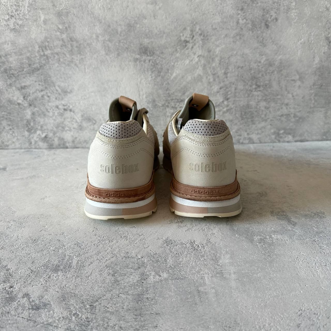 Adidas Adidas Solebox Quesence 'Italian Leathers Pack' EU44 DB1785 Size US 10 / EU 43 - 3 Thumbnail
