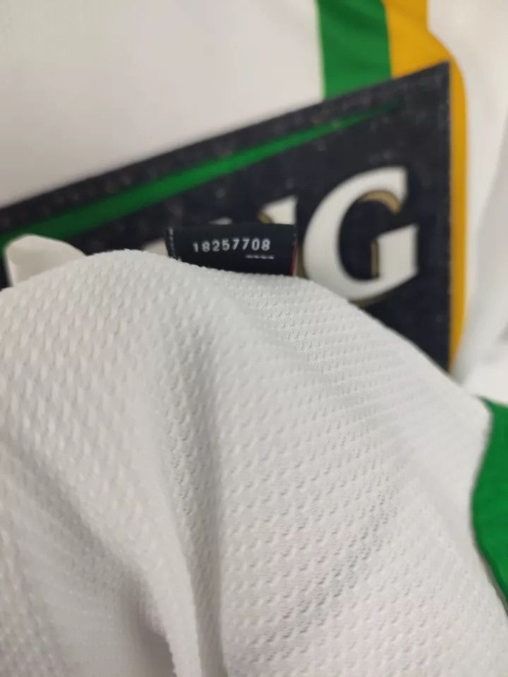 Nike Celtic 2007-08 Third #9 Miller FOOTBALL Kit SHIRT SOCCER Size US S / EU 44-46 / 1 - 12 Thumbnail