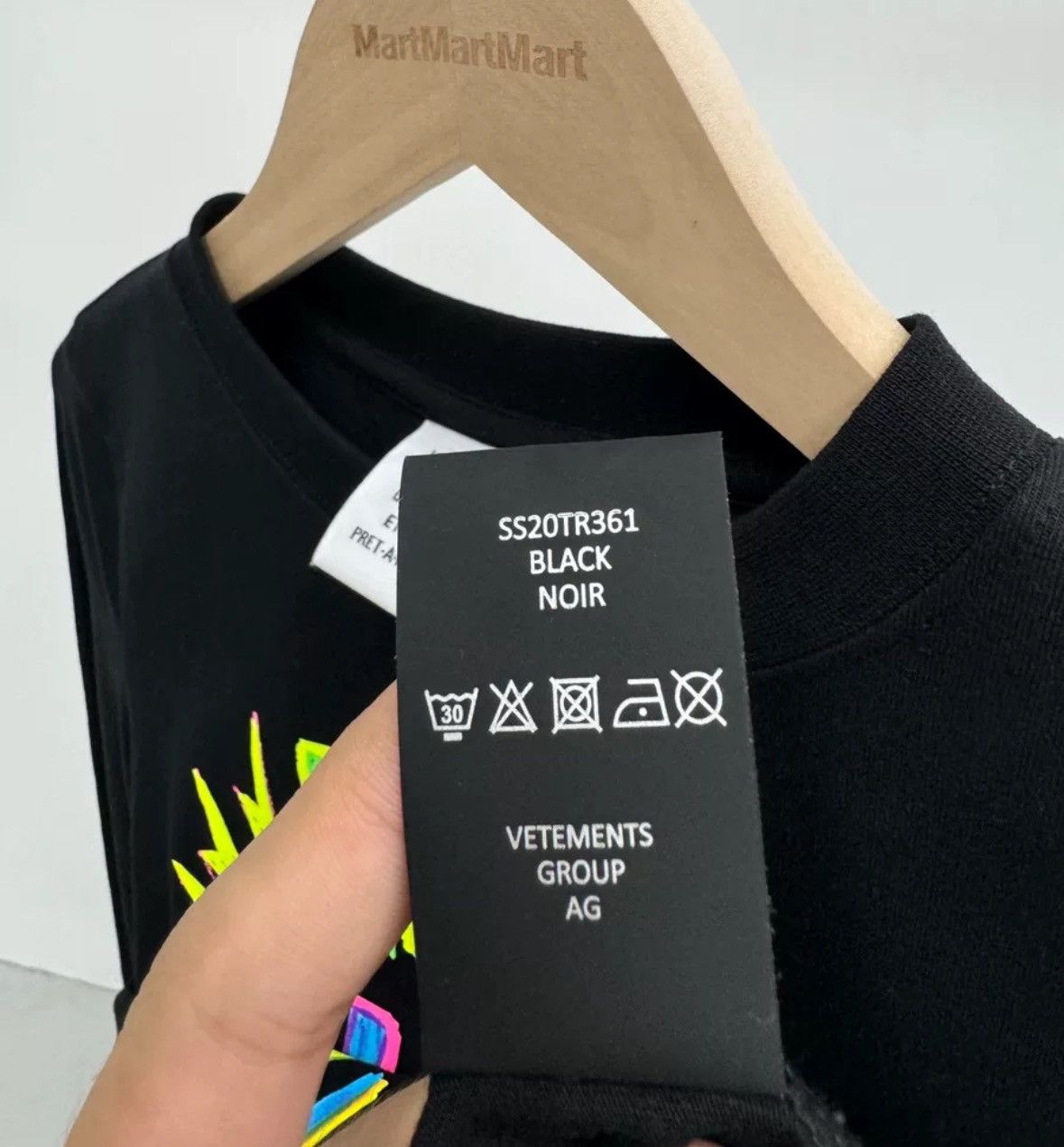 Vetements Vetements 20ss poster slogan: tight long sleeved shirt Size US S / EU 44-46 / 1 - 9 Thumbnail
