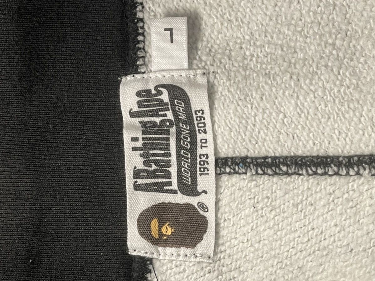 Bape Size L - Bape Snow Camo Shorts Great Condition Size US 32 / EU 48 - 7 Thumbnail