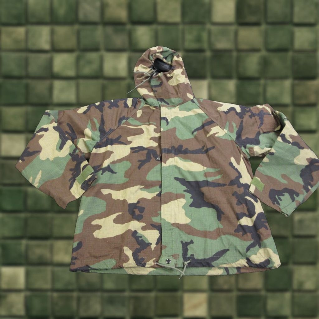 Vintage Military Jacket Green Camouflage Hooded Workwear Coat Size US M / EU 48-50 / 2 - 1 Thumbnail