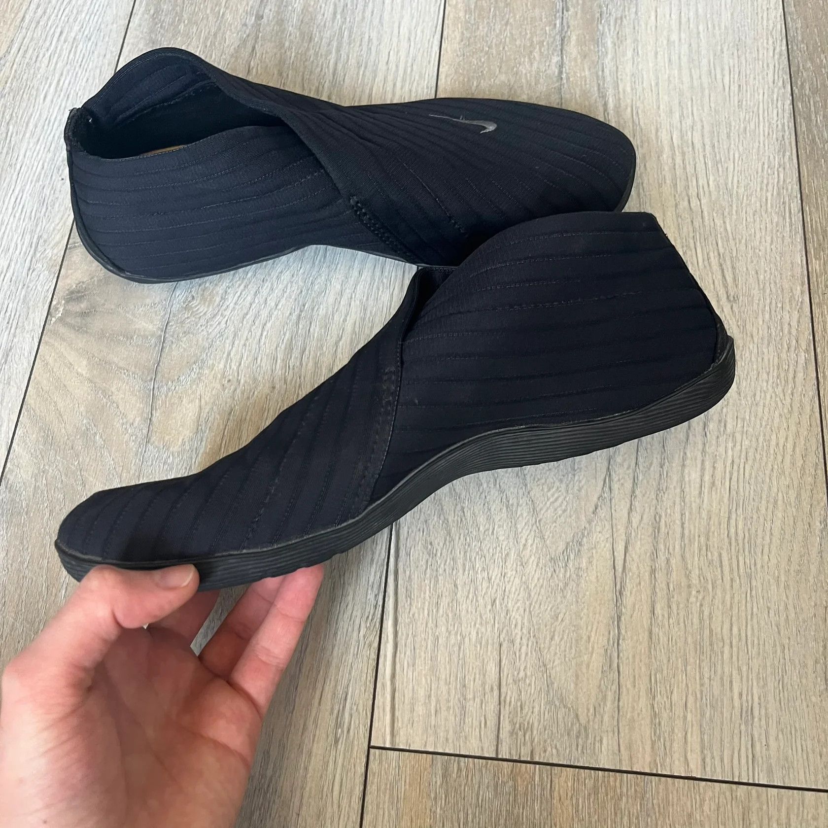 Nike Nike Kyoto 2002 Slip On Black Shoes Size US 9.5 / EU 42-43 - 4 Thumbnail
