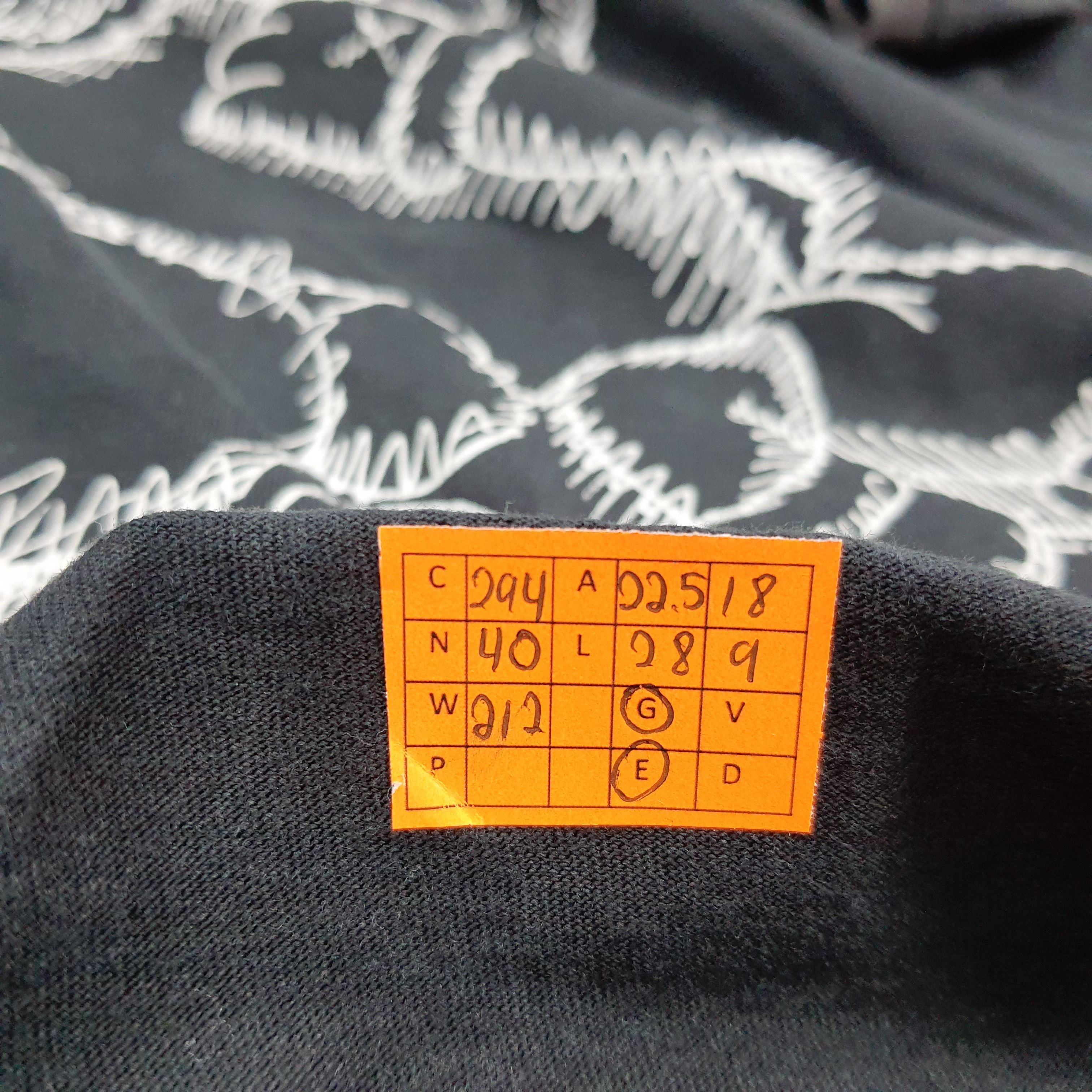 Kaws × Uniqlo Vintage UT x KAWS Big Printed Tshirt C294N40 Size US L / EU 52-54 / 3 - 8 Thumbnail