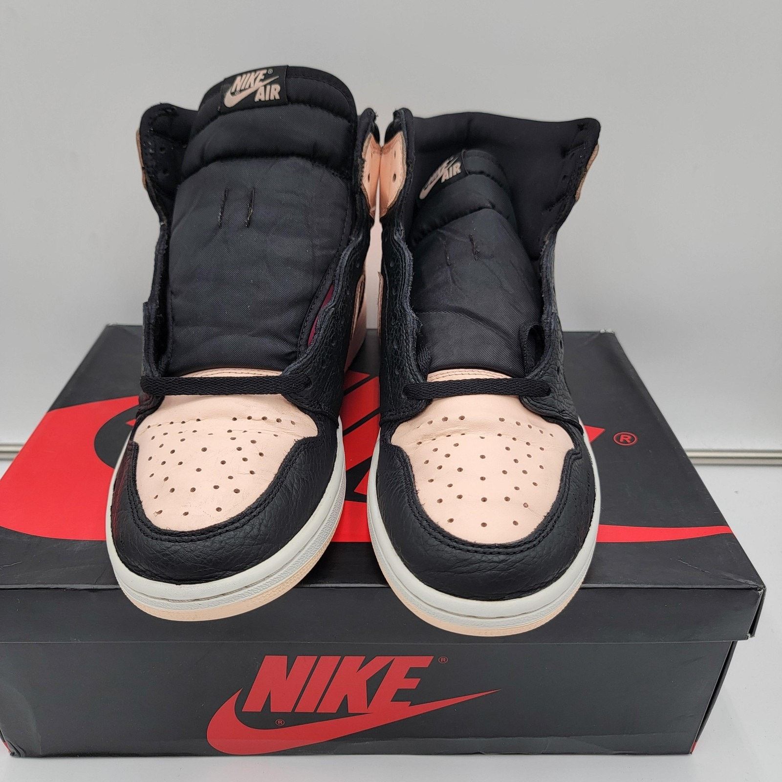 Nike Air Jordan 1 Retro High OG Shoes Mens Size 10.5 555088-081 Size US 10.5 / EU 43-44 - 3 Thumbnail