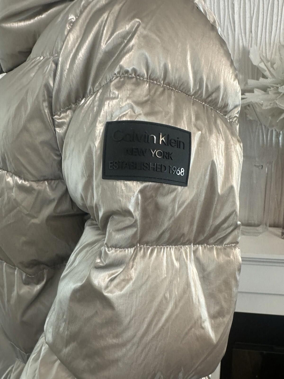 Calvin Klein Calvin Klein New York Breathable Puffer Bronze Jacket Sz M Size M / US 6-8 / IT 42-44 - 9 Thumbnail