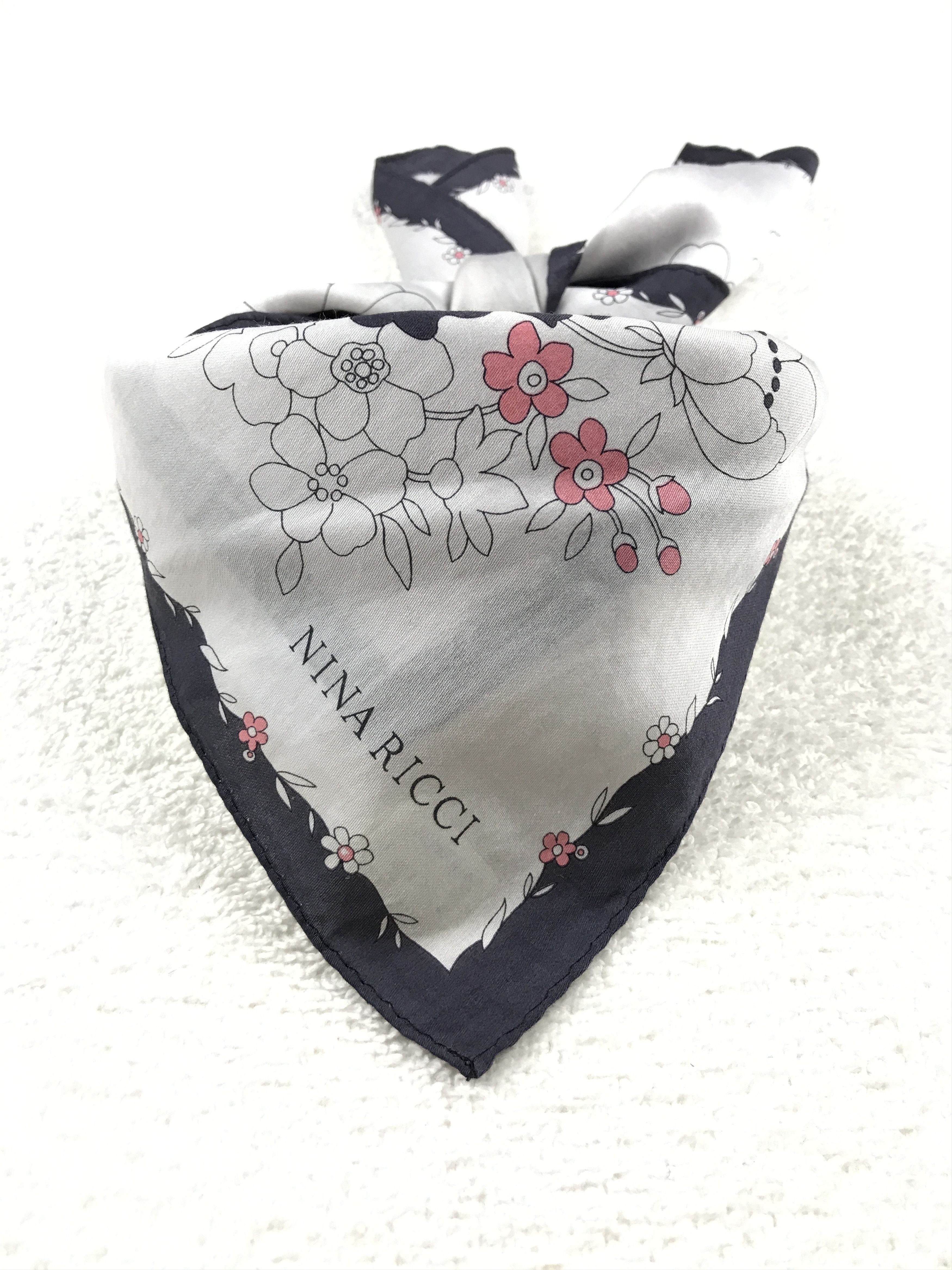 Designer × Japanese Brand × Vintage Vintage Nina Ricci Bandana Neckerchief Handkerchief Size ONE SIZE - 3 Thumbnail