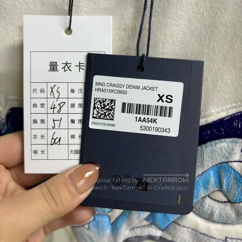 Louis Vuitton Louis Vuitton White Solid Letter Graffiti Embroidered Shor Size US XS / EU 42 / 0 - 4 Thumbnail