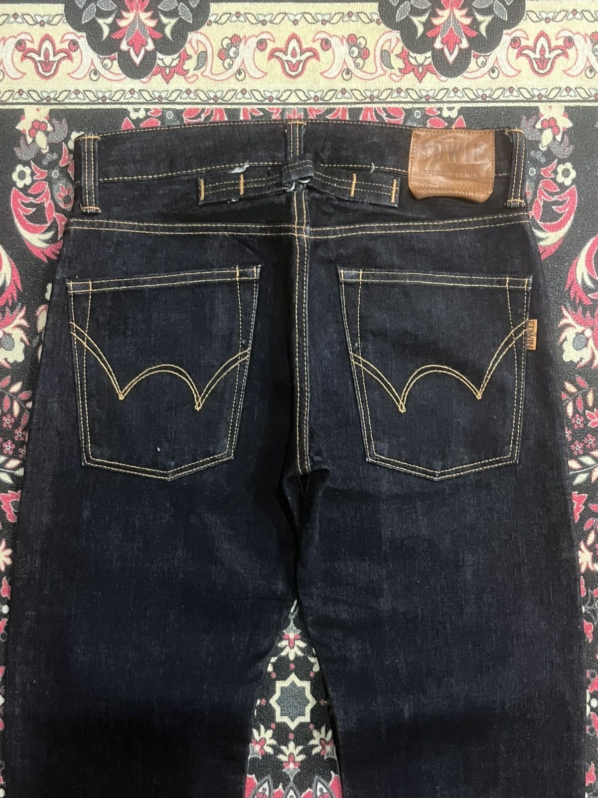 Edwin Edwin Made in Japan Raw Indigo Buckle Back Selvedge Jeans Size US 27 - 8 Thumbnail