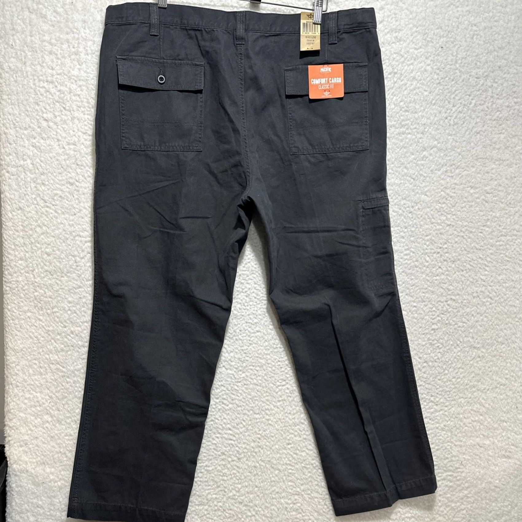 Dockers DOCKERS Pacific Classic Fit Comfort Cargo Pants Men Sz 42 Dark Gray Canvas NWT Size US 42 / EU 58 - 2 Thumbnail
