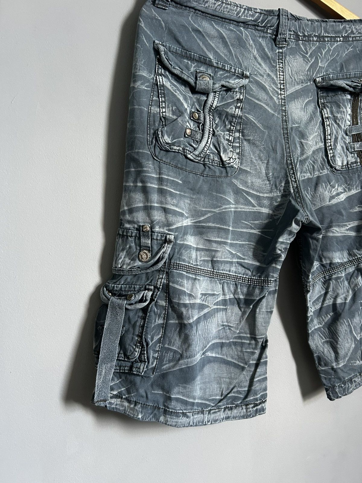 Japanese Brand × Vintage Vintage Avant Garde Y2k Washed Japan Cargo Shorts Size US 34 / EU 50 - 7 Thumbnail