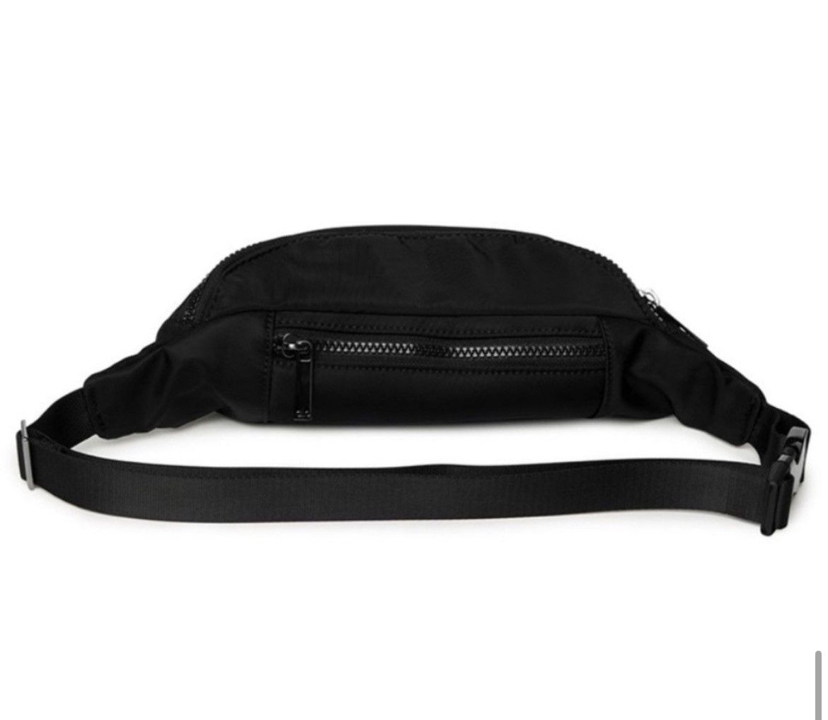 Alo Yoga Alo yoga fanny pack Size ONE SIZE - 6 Thumbnail