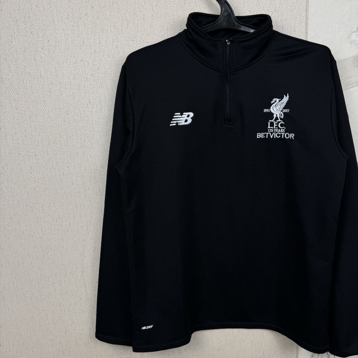New Balance New Balance Liverpool track top ZIP 125 years Club XL Size US XL / EU 56 / 4 - 10 Thumbnail