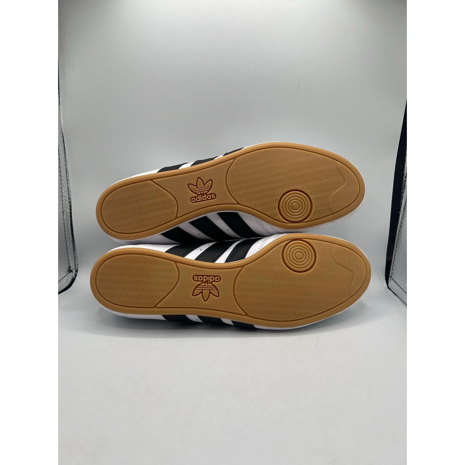 Adidas Adidas Taekwondo lace “White Black Gum” size 9 women’s Size US 9 / IT 39 - 5 Thumbnail