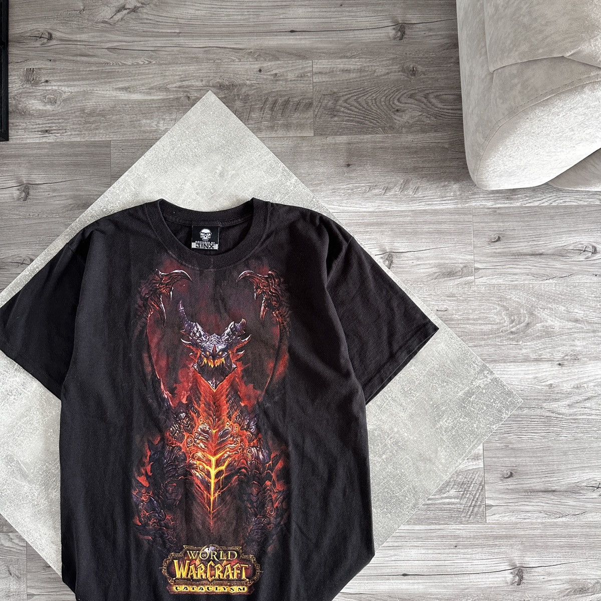 The Game Vintage 00s World Of Warcraft Cataclysm tee og y2k Deathwing Size US M / EU 48-50 / 2 - 3 Thumbnail