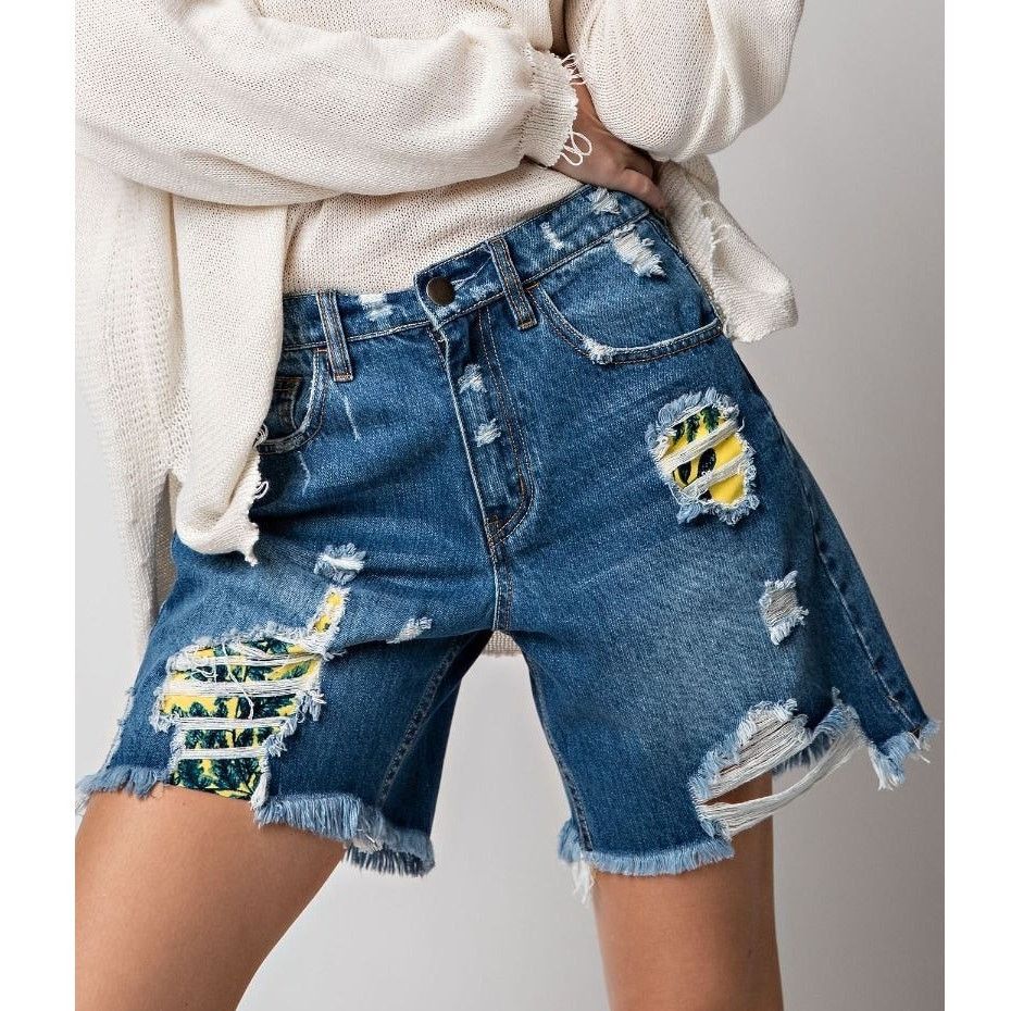 Free People New Free People WTF Distressed Patched Denim Shorts $128 Size 25" / US 0 / IT 36 - 1 Thumbnail