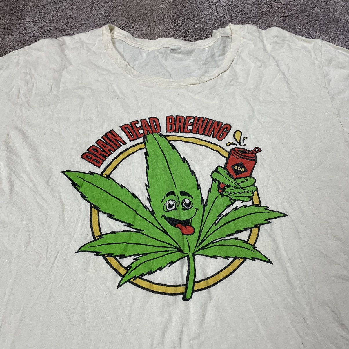 Vintage Vintage 90s Graphic Tee Sun Faded Skate Streetwear Slim XL Size US XL / EU 56 / 4 - 4 Thumbnail