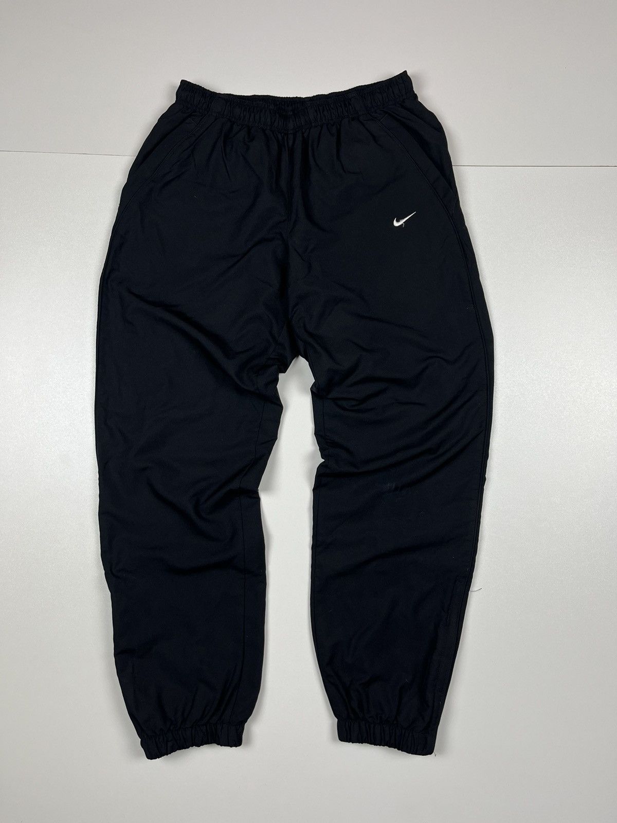 Nike Vintage Nike 90s Nylon Basic TrackPants Size US 32 / EU 48 - 1 Thumbnail