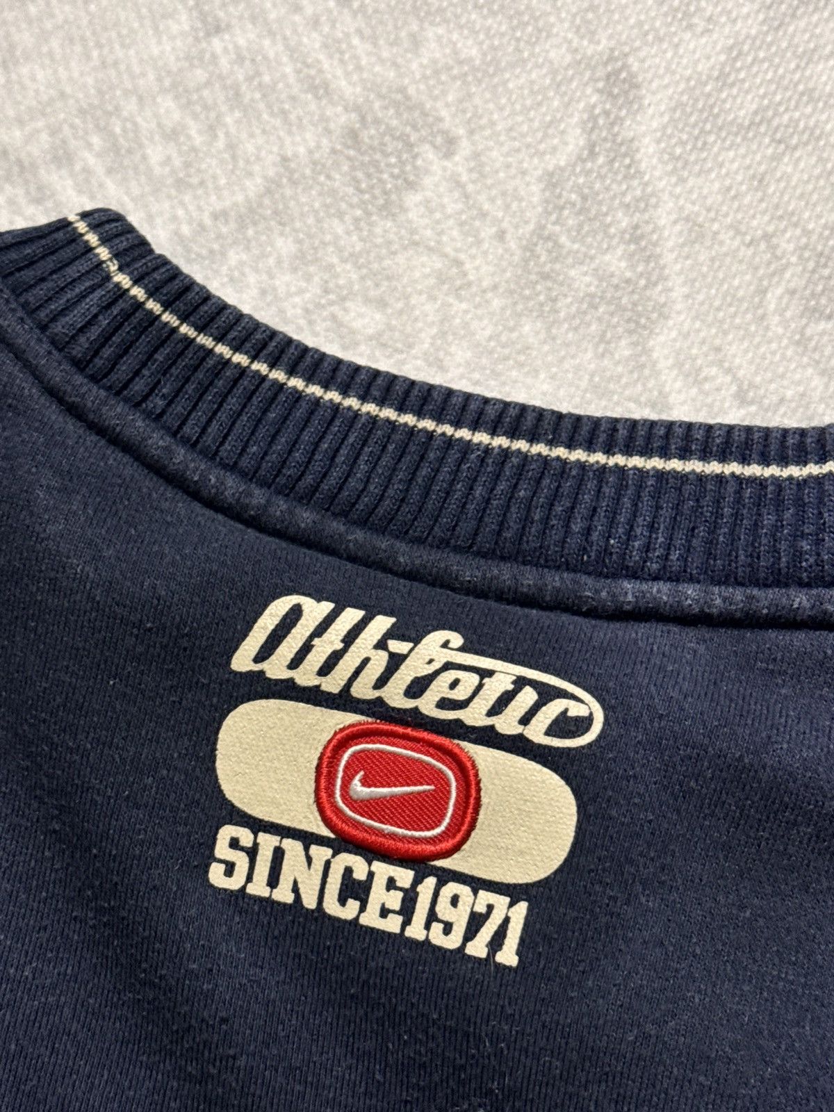 Nike × Vintage 00s Nike Vintage Big Logo Oversize Sweatshirt Y2K Size US S / EU 44-46 / 1 - 6 Thumbnail