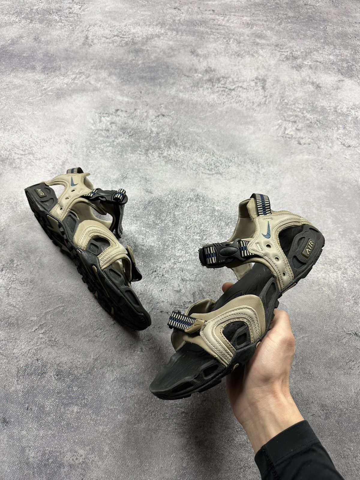 Nike Vintage Nike ACG Sandals Beige Y2K 2000 Swoosh Shoes Size US 9.5 / EU 42-43 - 2 Thumbnail
