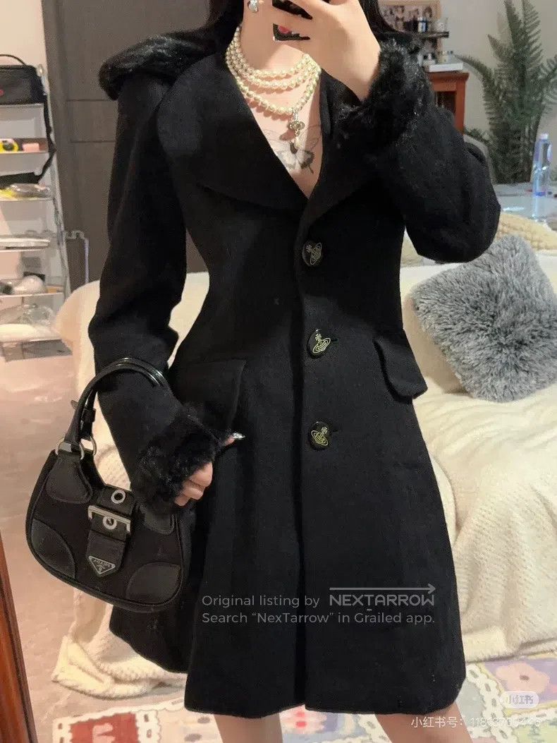 Vivienne Westwood Vivienne Westwood Black fur heart collar coat Size S / US 4 / IT 40 - 1 Thumbnail