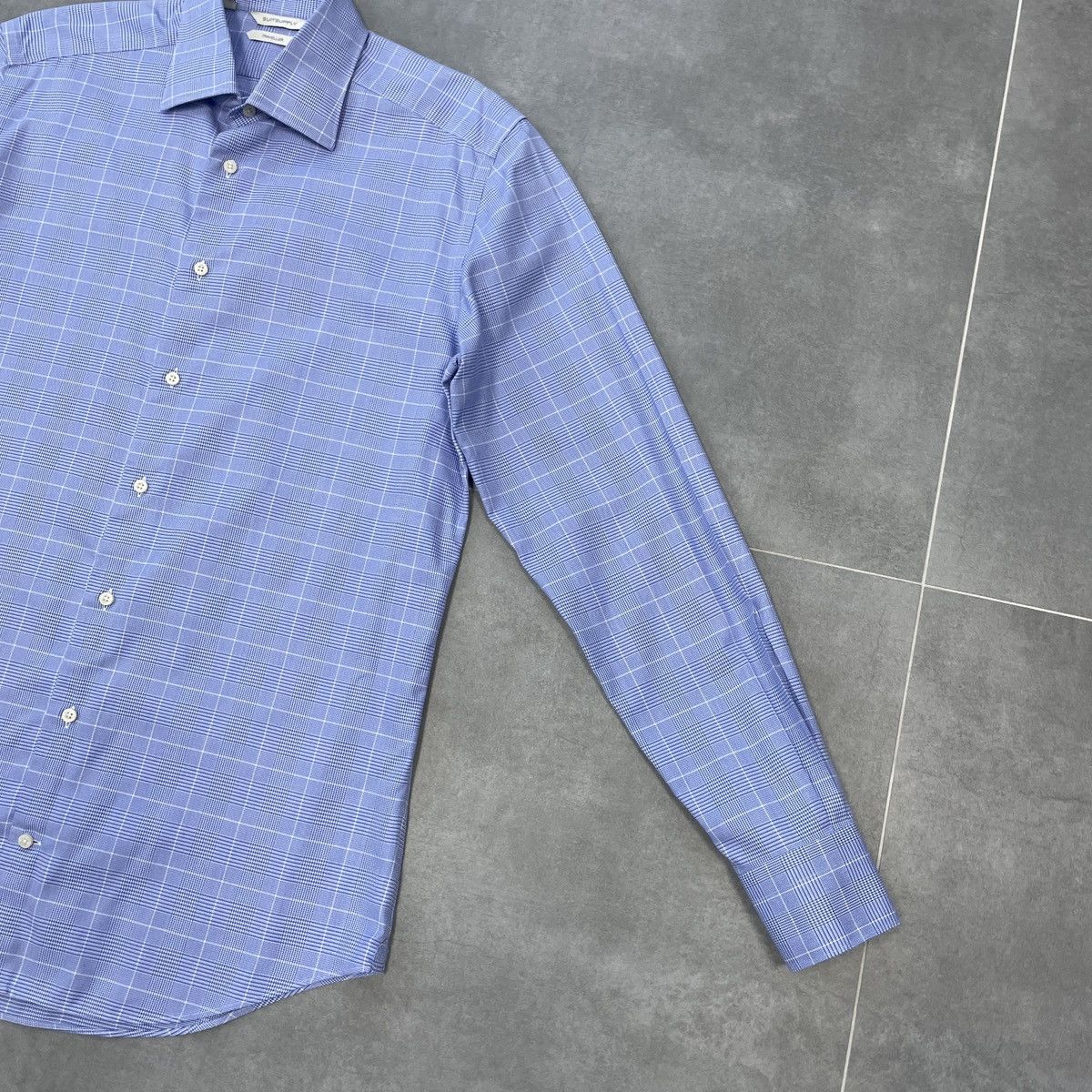 Suitsupply Suitsupply Traveller Slim Fit Button Shirt Size 40/15 Size US L / EU 52-54 / 3 - 7 Thumbnail
