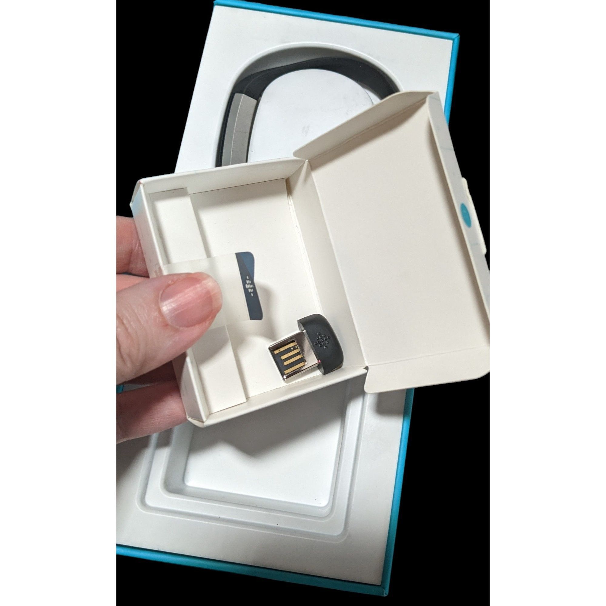 Fitbit Fitbit Alta Fitness Tracker Size ONE SIZE - 4 Thumbnail