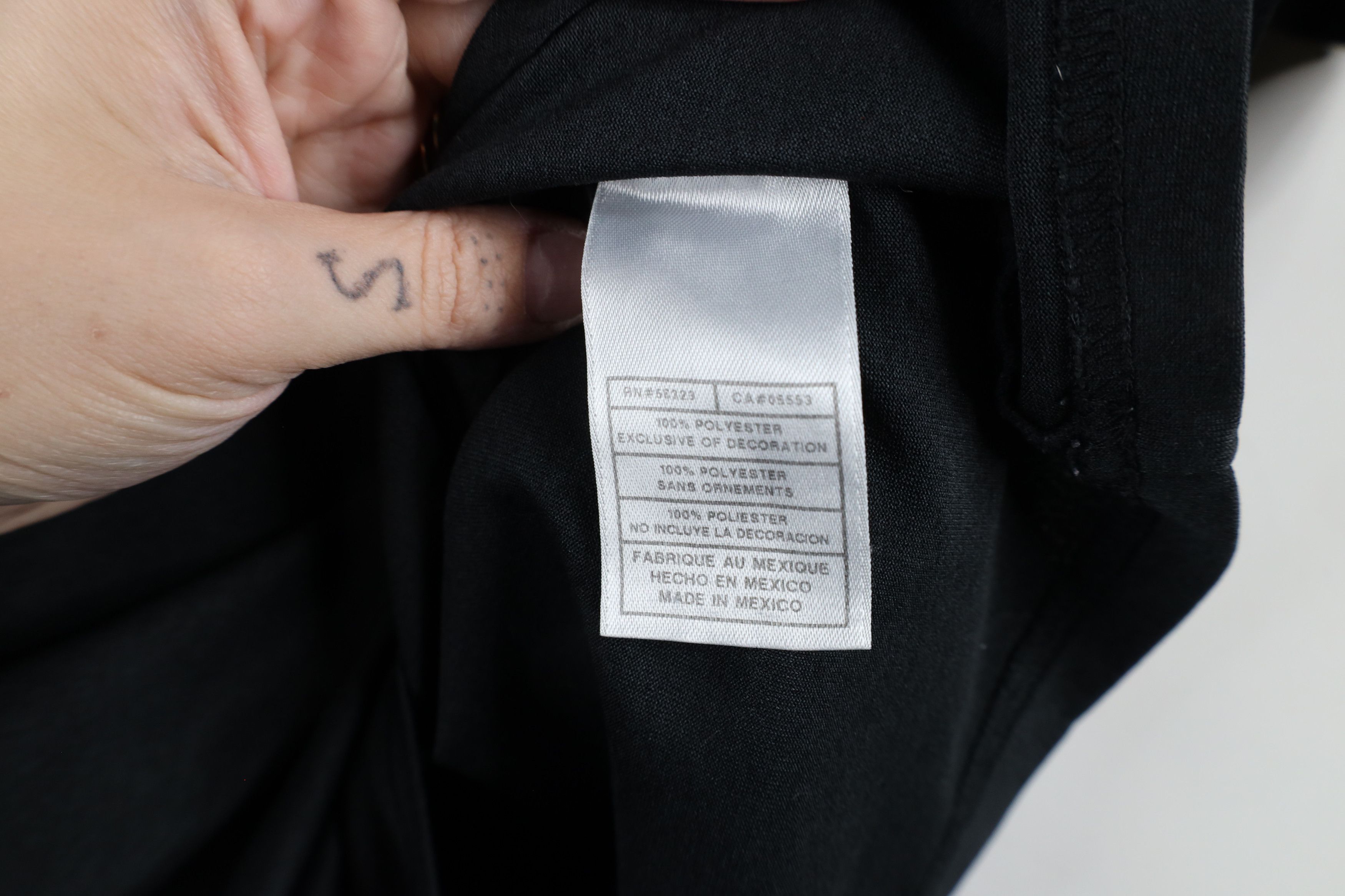 Nike × Vintage Vintage Nike Travis Scott Mini Swoosh Knit T-Shirt Black Size US M / EU 48-50 / 2 - 10 Thumbnail