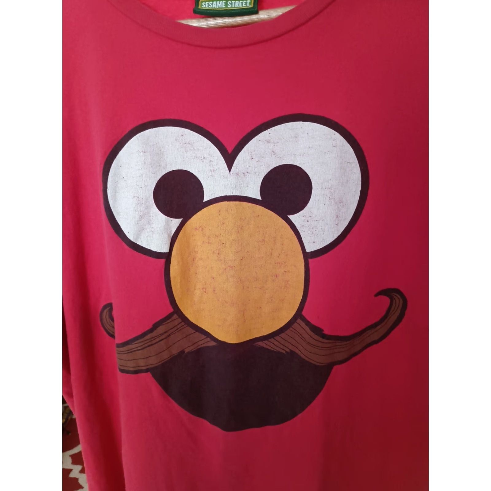 Vintage VINTAGE Sesame Street T-shirt Elmo Mustache 2XL Men Red Theme Park Mens Shirt 2XL Size US XXL / EU 58 / 5 - 2 Thumbnail