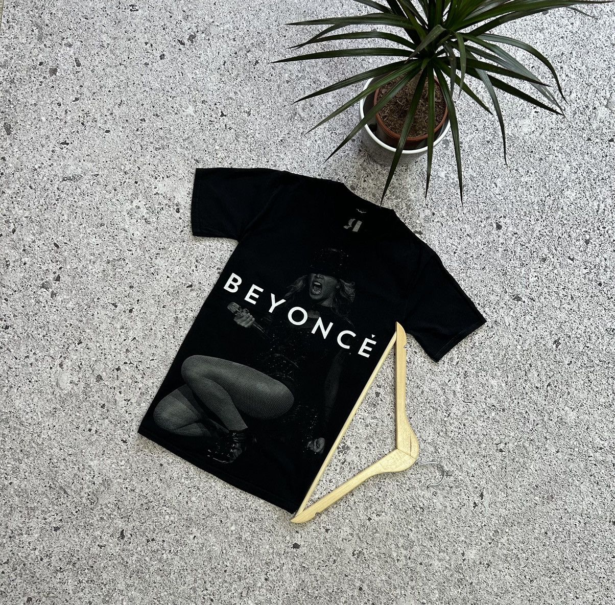 Band Tees × Beyonce Beyoncé the MRS Carter Show World Tour 2014 T-Shirt Y2K Hype Size US XS / EU 42 / 0 - 1 Thumbnail