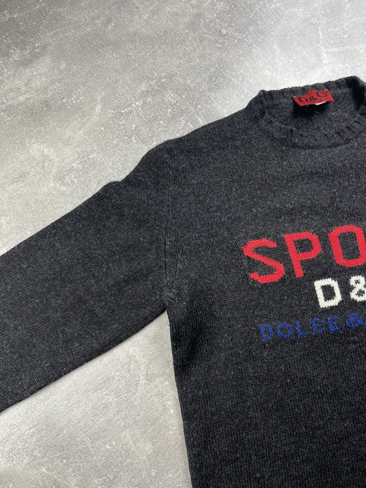Dolce & Gabbana D&G Dolce & Gabbana 00s Sport Logo Knit Sweater Charcoal Size US L / EU 52-54 / 3 - 6 Thumbnail