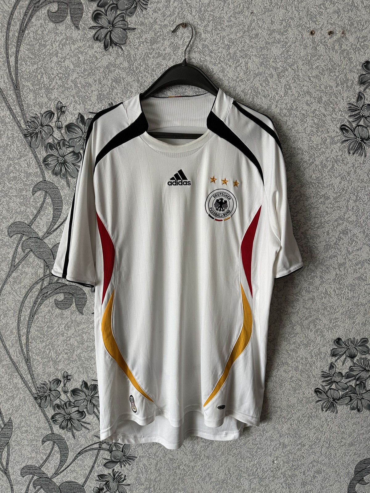Adidas Vintage Germany 2006 Adidas Jersey Football Shirt Size US L / EU 52-54 / 3 - 1 Thumbnail
