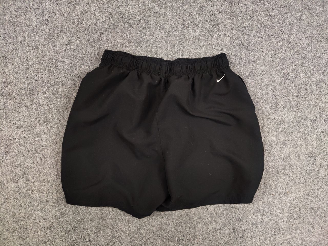 Nike Vintage Nike Black logo Casual Shorts Y2K Style Size US 32 / EU 48 - 8 Thumbnail