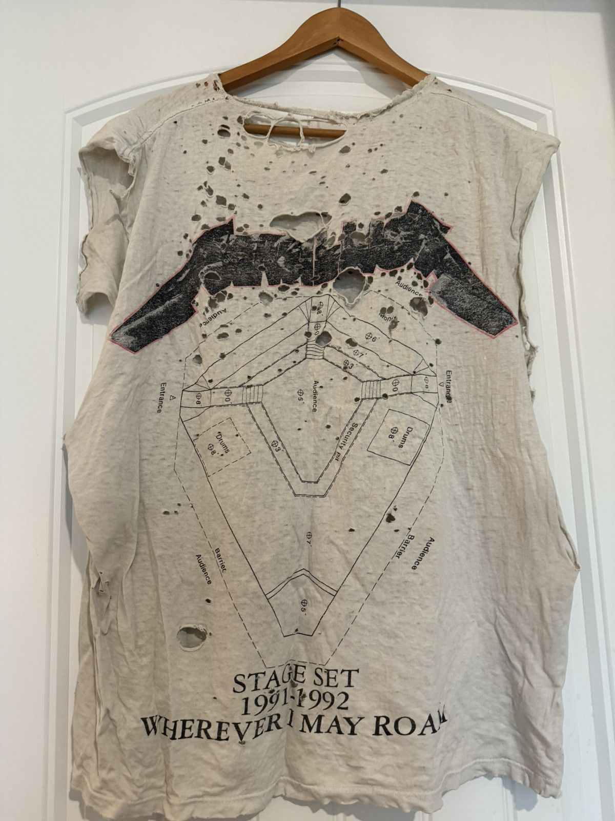 Vintage Vintage metallica Tour shirt Size US XL / EU 56 / 4 - 2 Thumbnail
