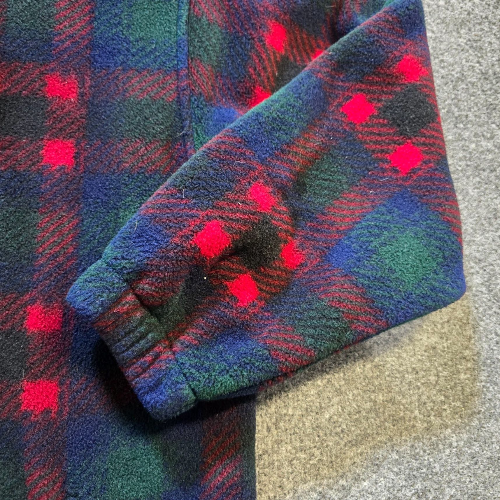 Eddie Bauer Eddie Bauer Sweater Womens Medium Petite Red Plaid Fleece 1/4 Zip Pullover Knit Regular Mock Neck Garment: Sweater Women Size M / US 6-8 / IT 42-44 - 4 Thumbnail