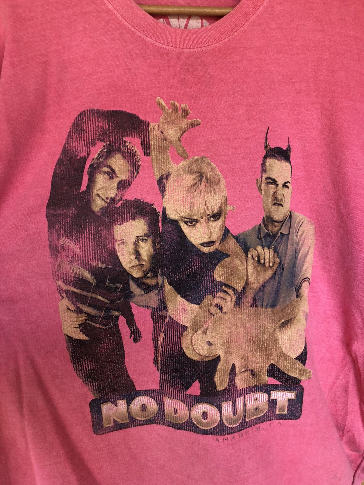 Band Tees Vintage No Doubt Pink Shirt Tee Size US XL / EU 56 / 4 - 5 Thumbnail