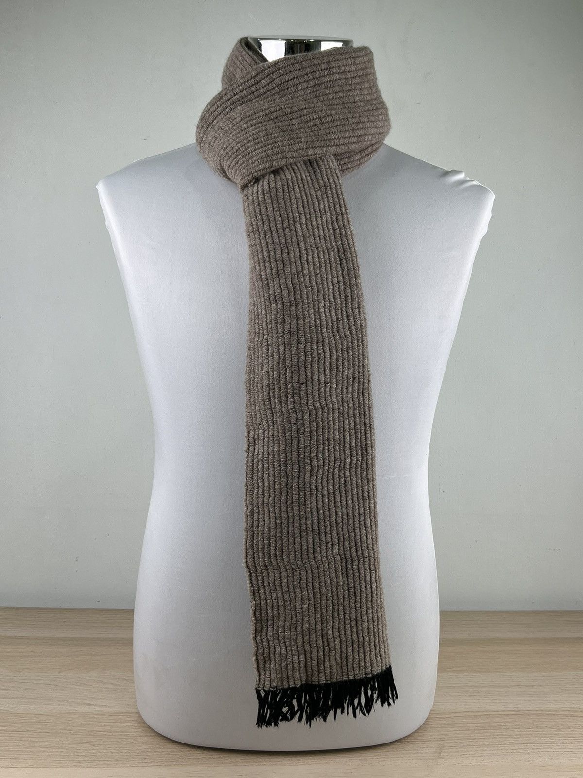Katharine Hamnett London Katharine Hamnett London Scarf / Muffler / Neckwear M059 Size ONE SIZE - 1 Thumbnail