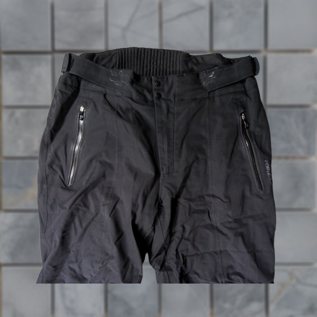 KJUS Kjus Ski Pants Men Large Black Waterproof Snow Winter Formula Outdoors Snowboard Pants Regular Inseam 30in Front Flat Size US 33 - 1 Thumbnail