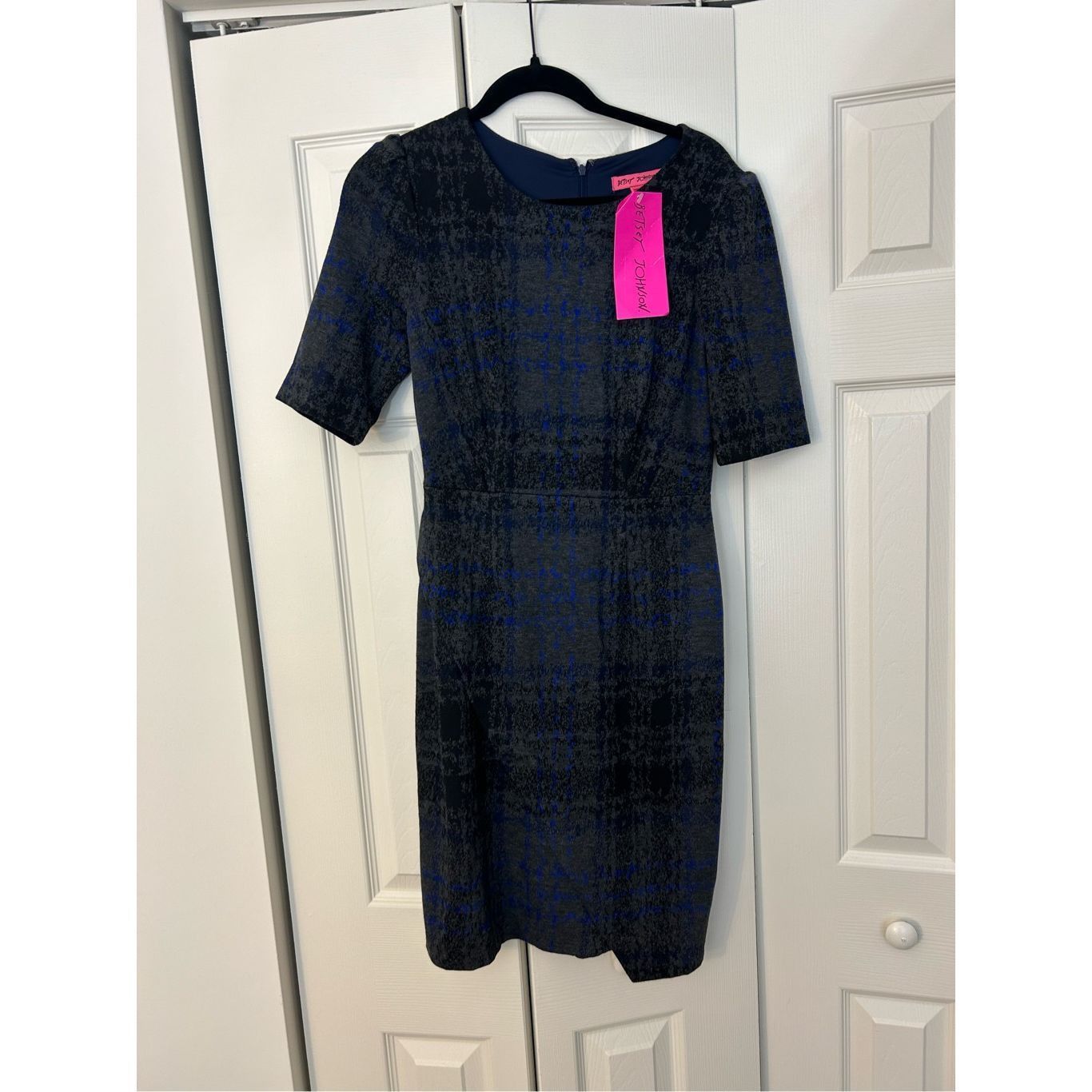 Betsey Johnson Betsey Johnson NWT Short Sleeve Plaid Gray Blue Dress, Sz 4, Size S / US 4 / IT 40 - 3 Thumbnail