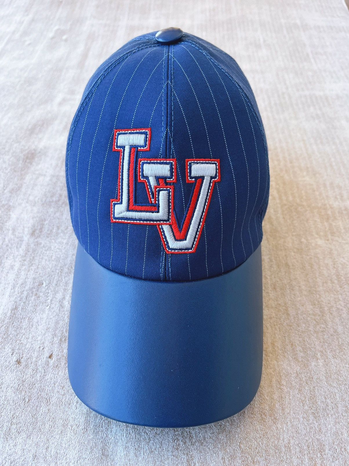 Louis Vuitton Louis Vuitton luxury fashion hats Size ONE SIZE - 1 Thumbnail