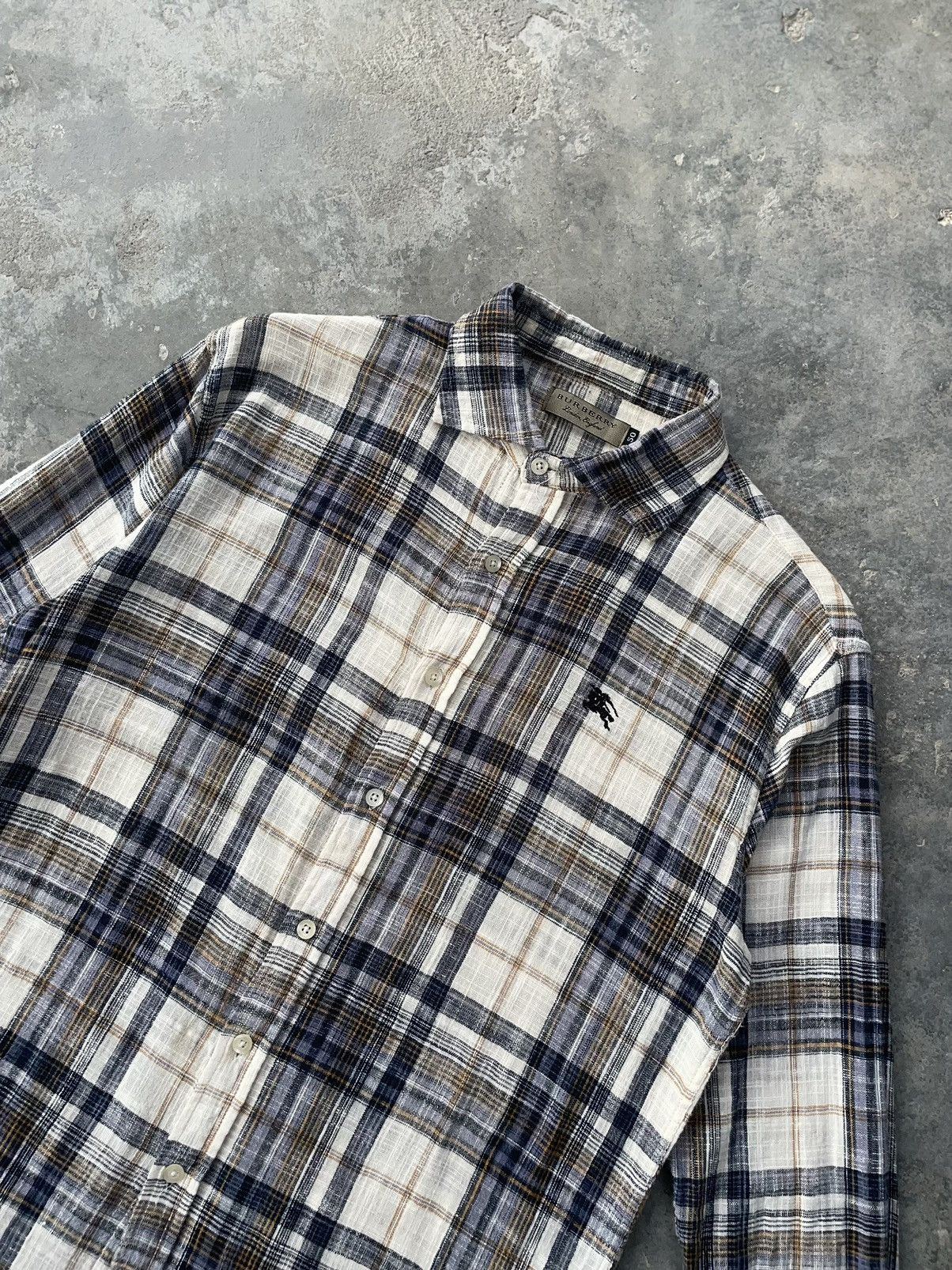 Burberry Vintage Burberry plaid flannel shirt Size US M / EU 48-50 / 2 - 2 Thumbnail
