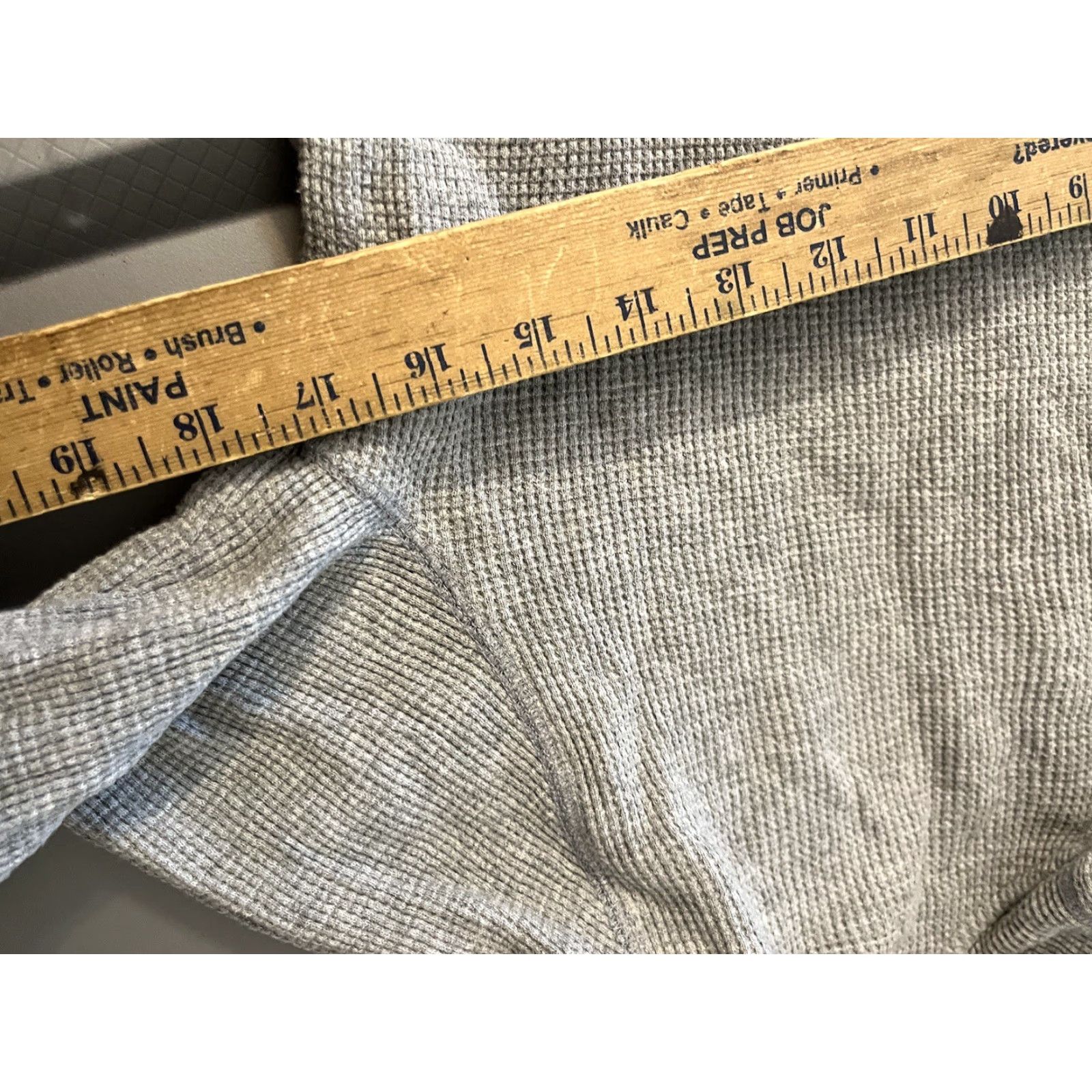 Michael Kors VINTAGE Michael Kors Hooded Henley Shirt Men’s Large Long Sleeve Gray Knit Button-Up Casual Clothing Mens Size US L / EU 52-54 / 3 - 5 Thumbnail