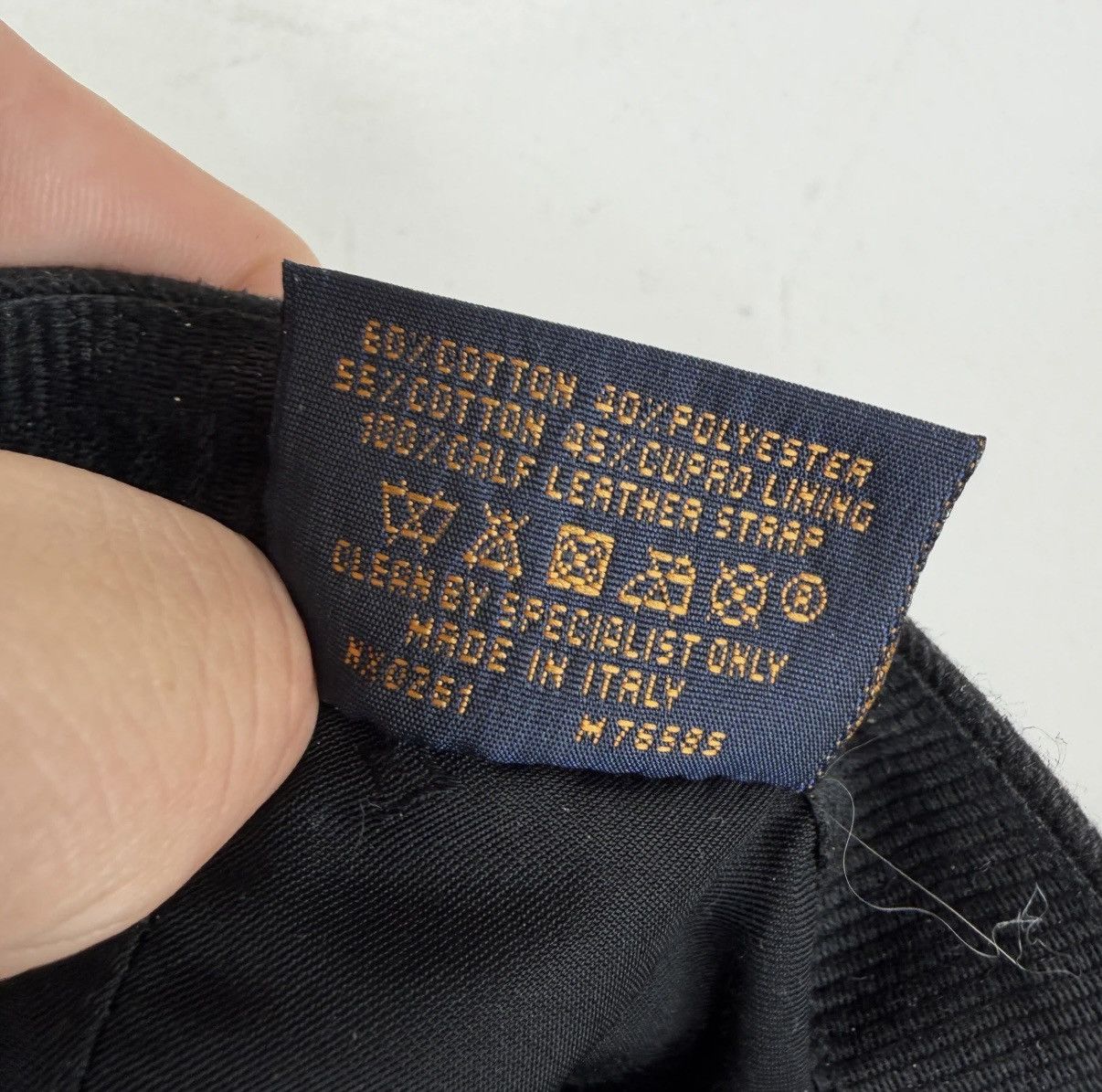 Louis Vuitton Louis Vuitton Black Monogram Hat Size ONE SIZE - 4 Thumbnail
